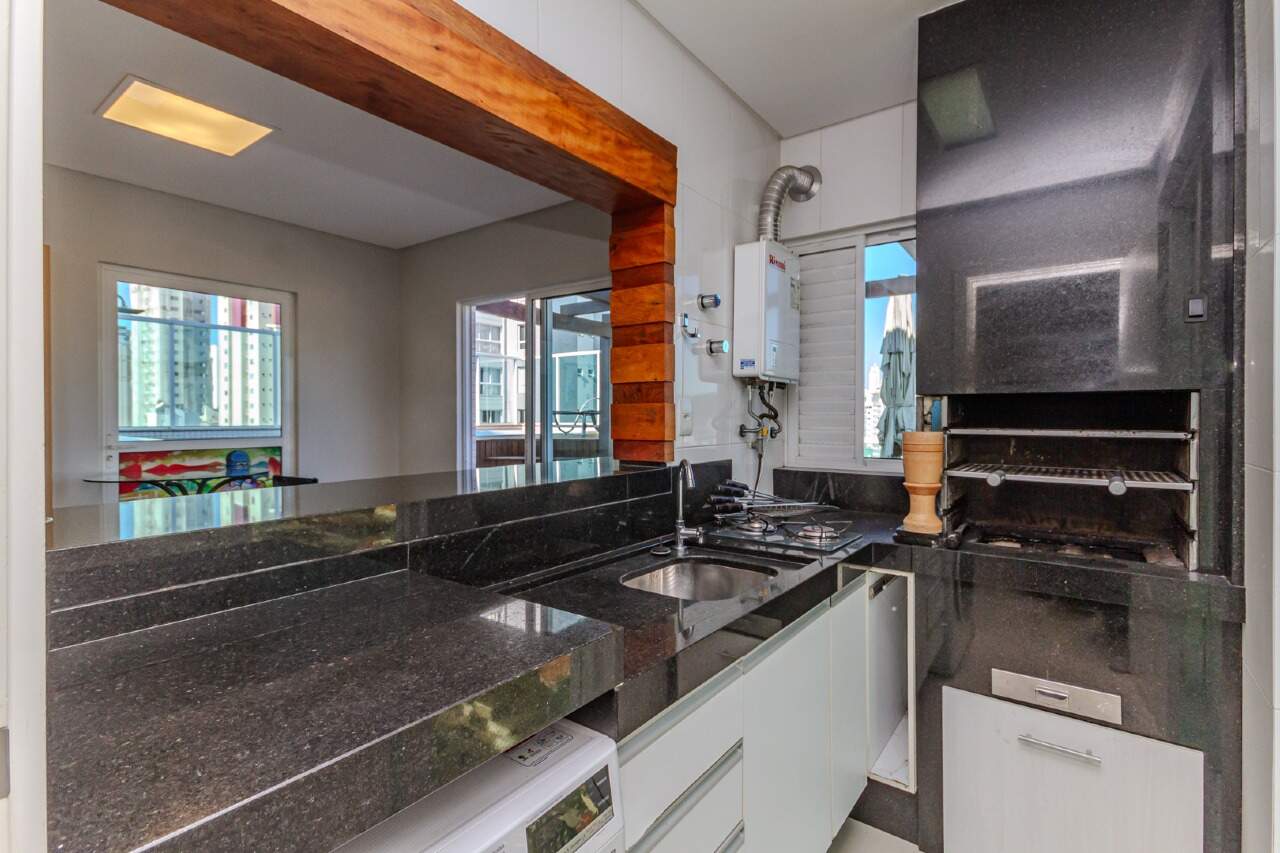 Cobertura para aluguel no Centro: 