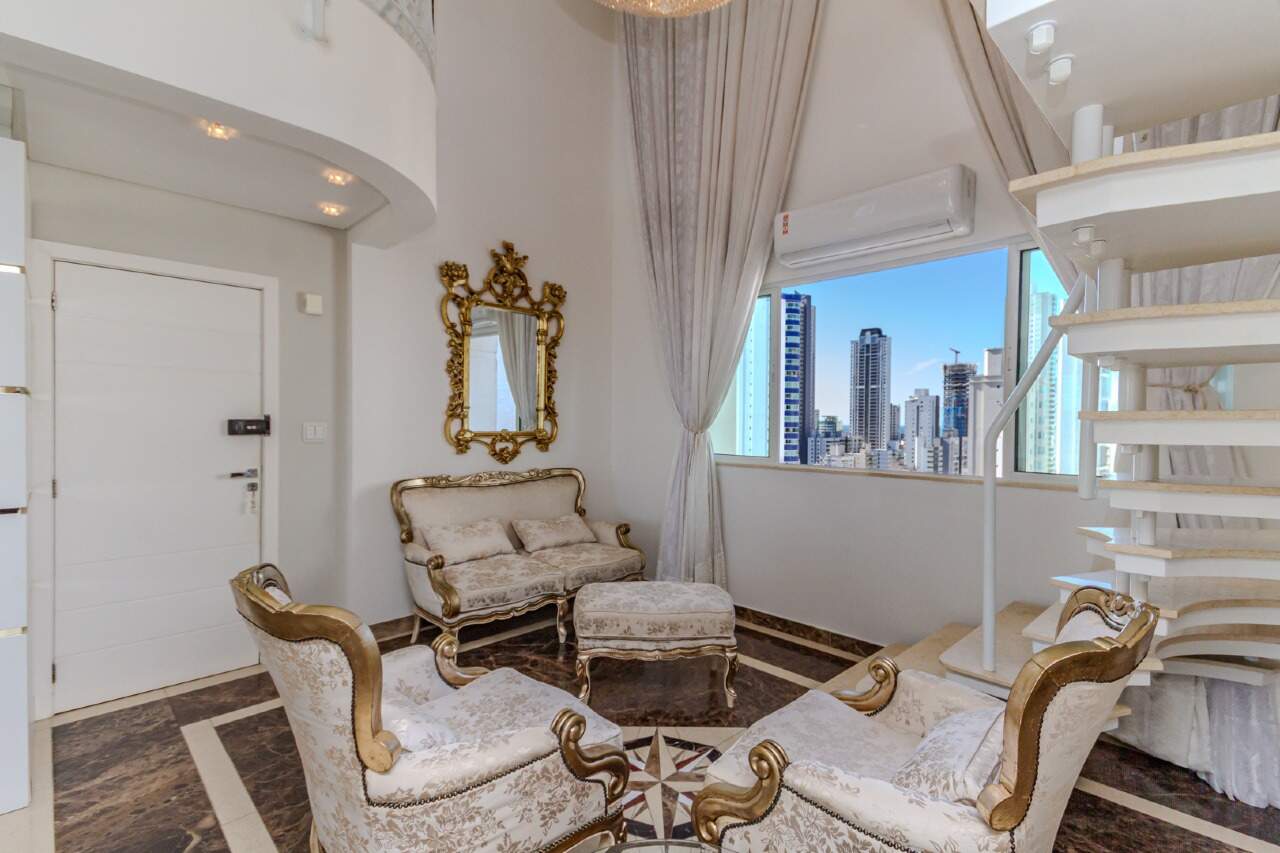 Cobertura para aluguel no Centro: 