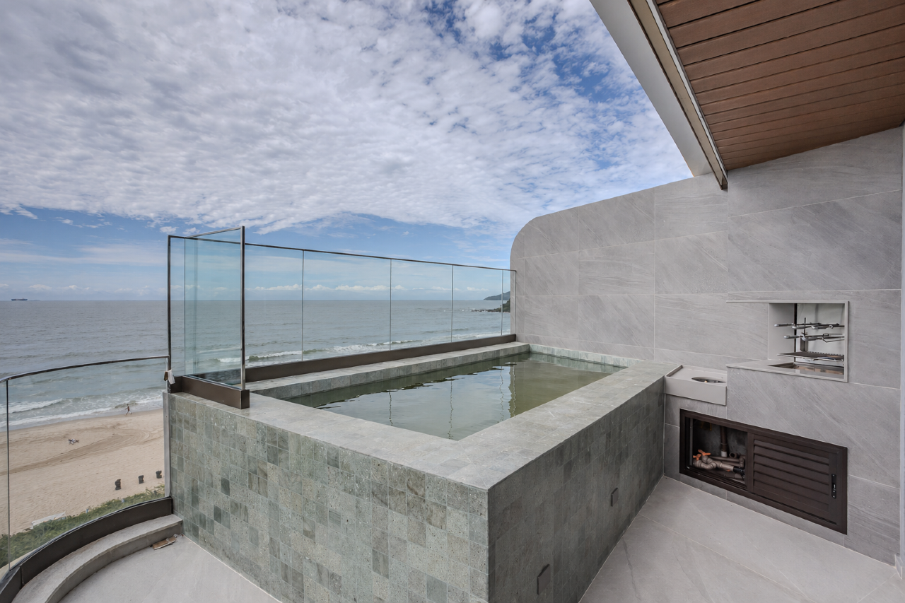 Apartamento diferenciado à venda no Praia Brava: 