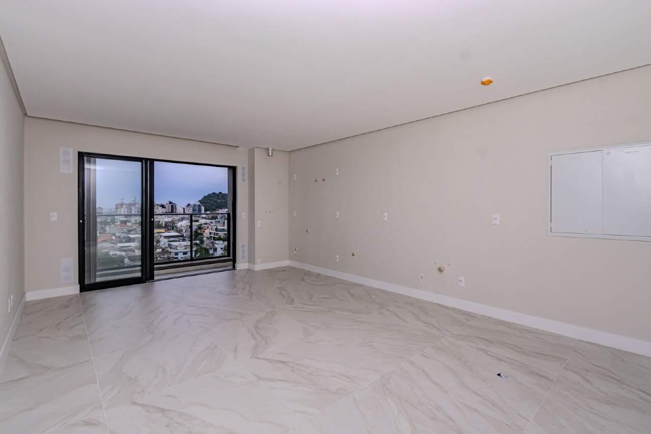 Apartamento à venda no Praia Brava: 
