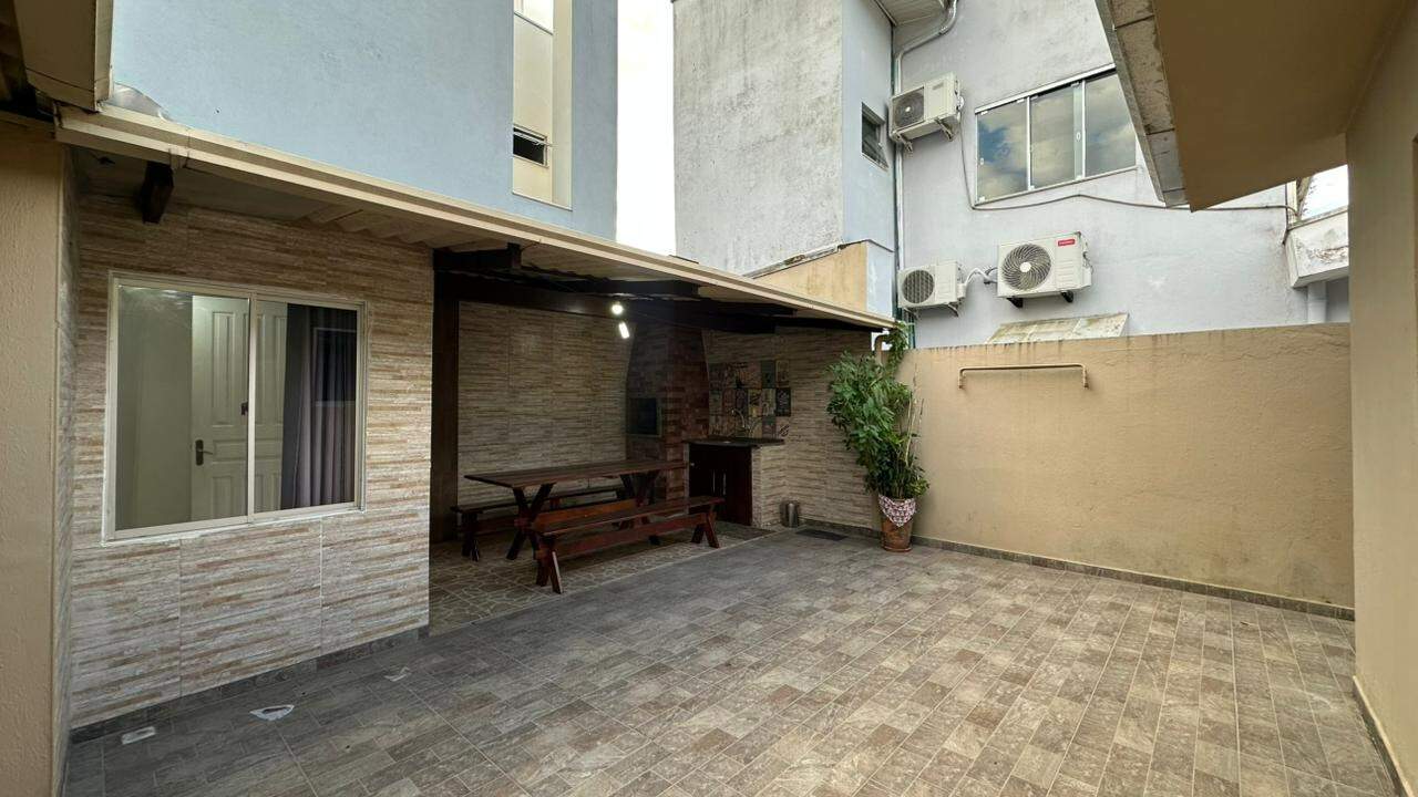 Casas para aluguel no Praia Brava de Itajaí: 