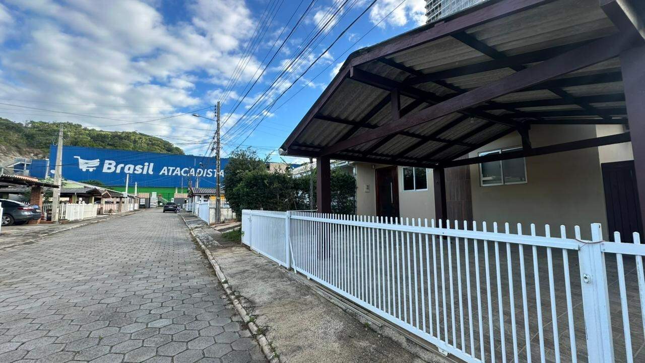 Casas para aluguel no Praia Brava de Itajaí: 