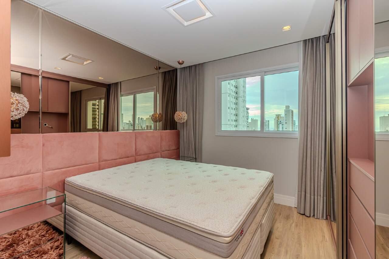 Apartamento para aluguel no Centro: 