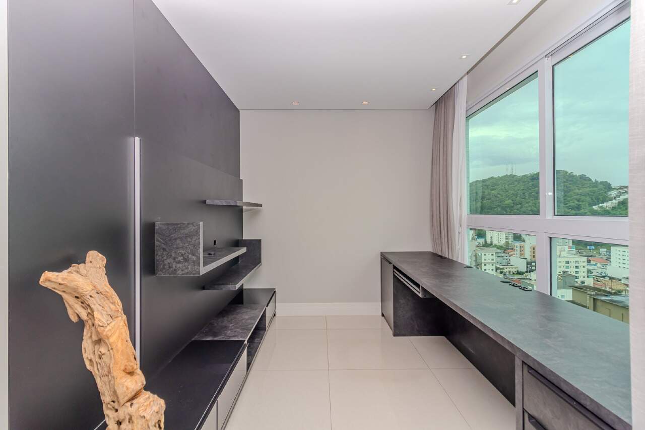 Apartamento para aluguel no Centro: 