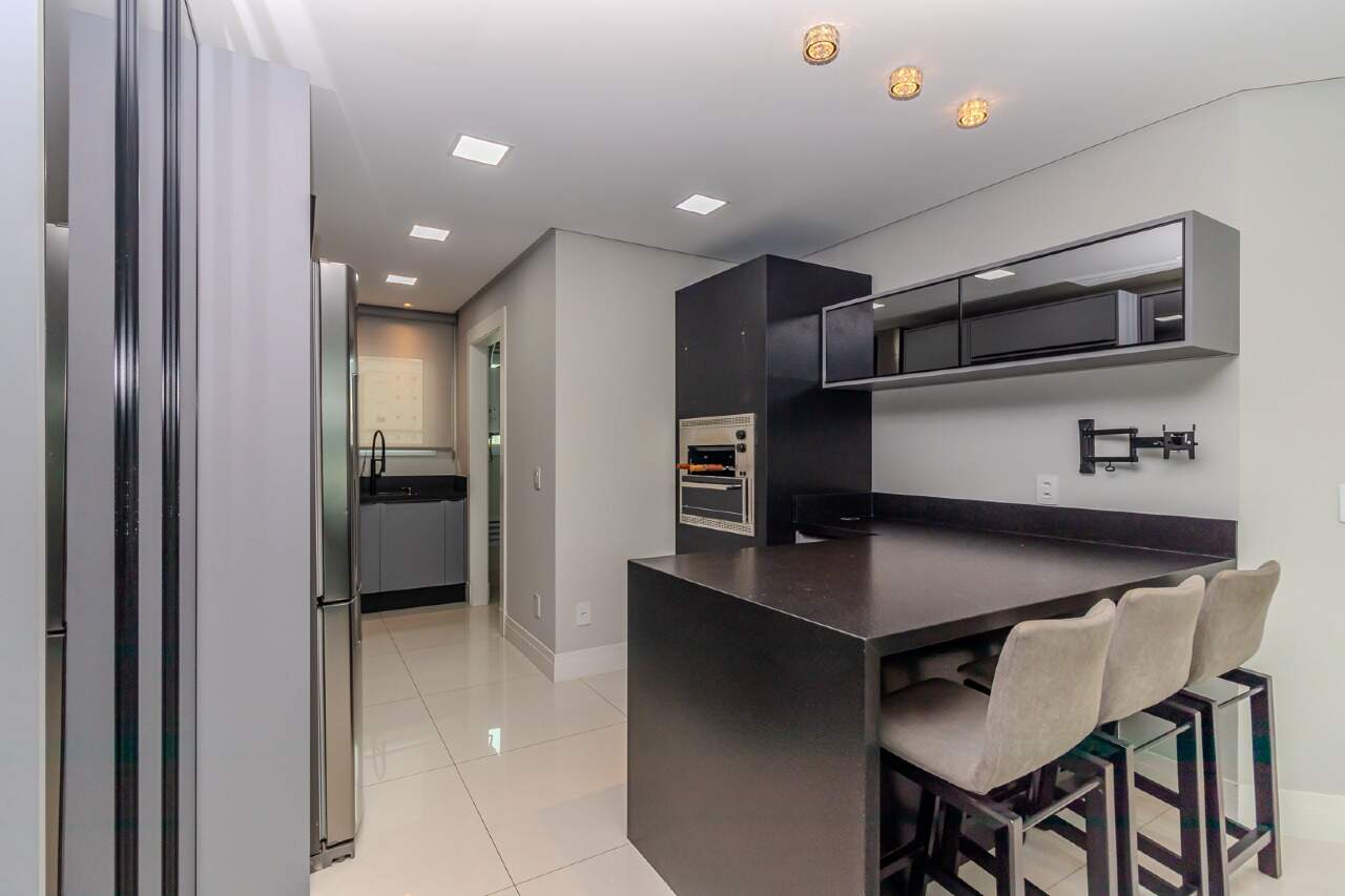 Apartamento para aluguel no Centro: 