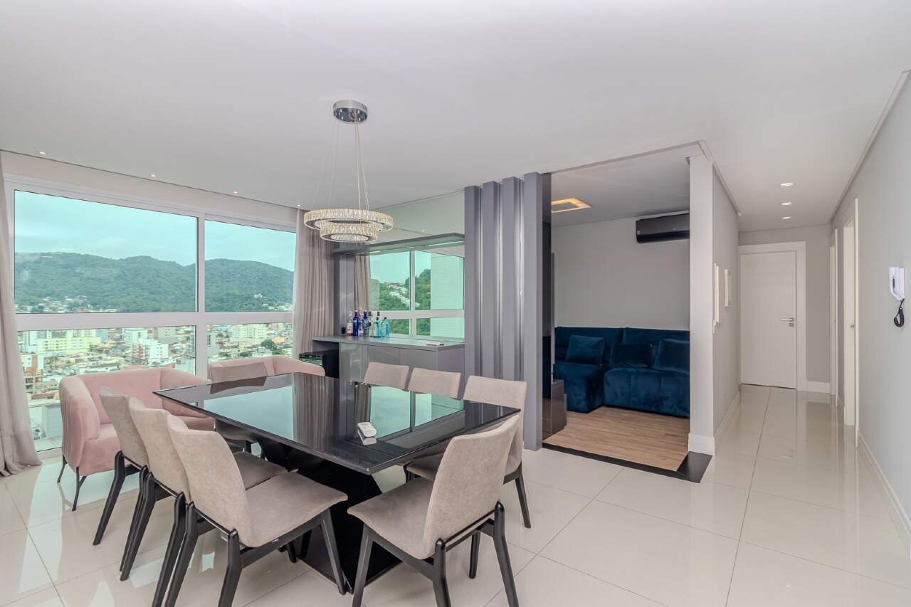 Apartamento para aluguel no Centro: 