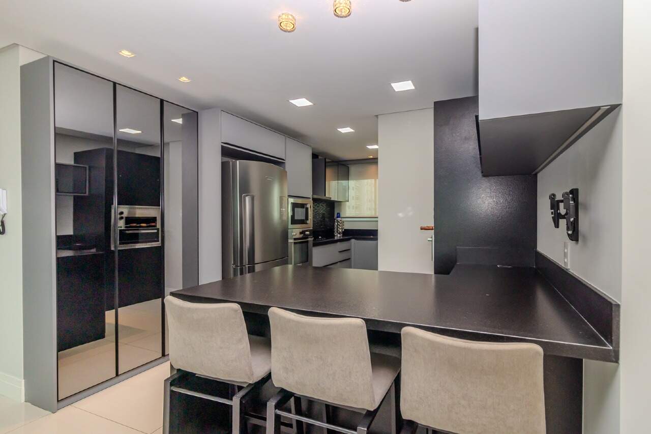 Apartamento para aluguel no Centro: 