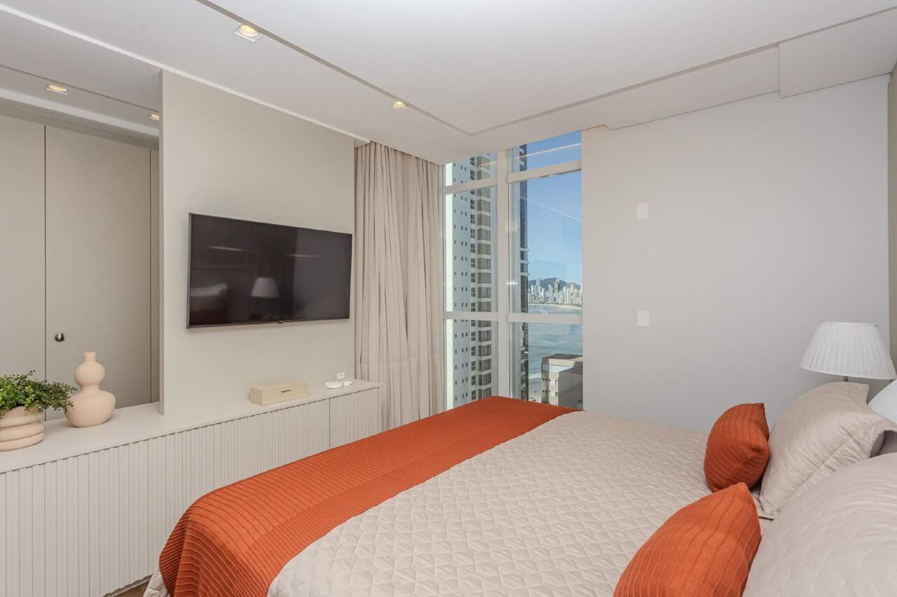 Apartamento à venda no Pioneiros: 