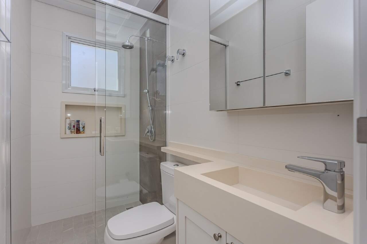 Apartamento à venda no Pioneiros: 