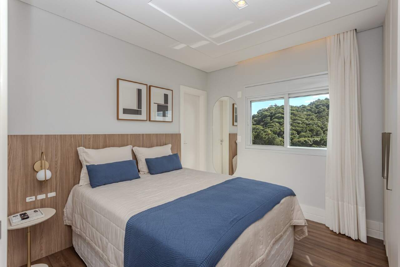 Apartamento à venda no Pioneiros: 