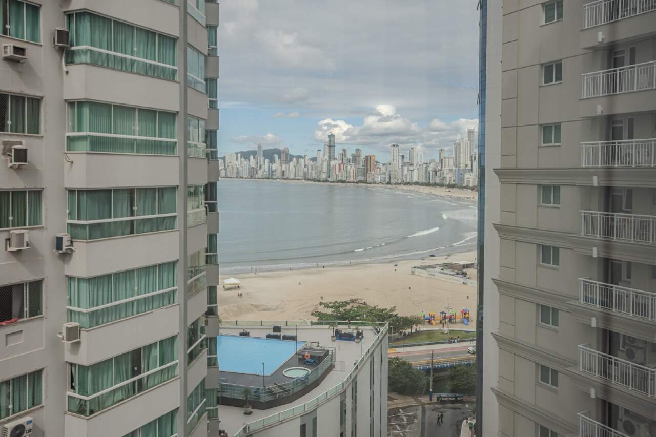 Apartamento à venda no Pioneiros: 