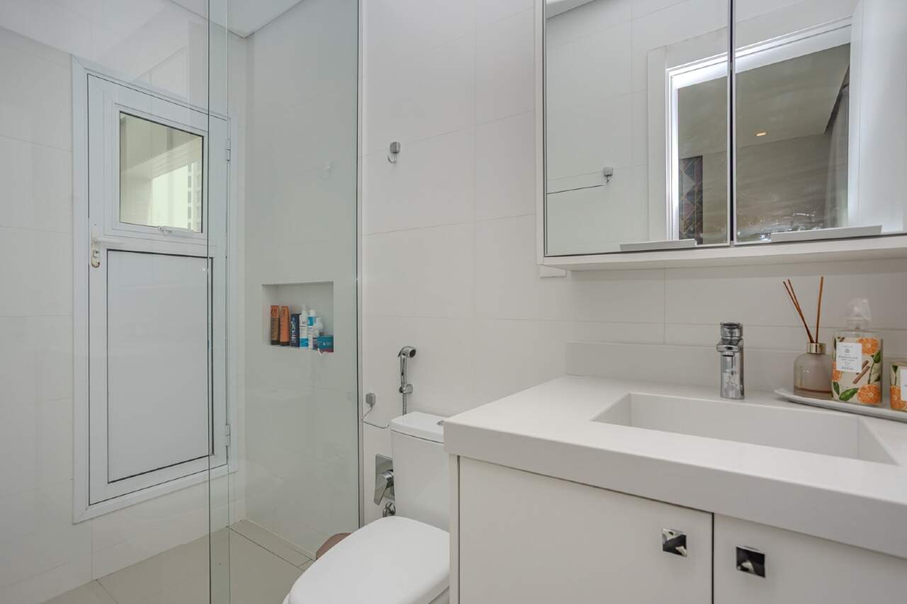 Apartamento à venda no Pioneiros: 