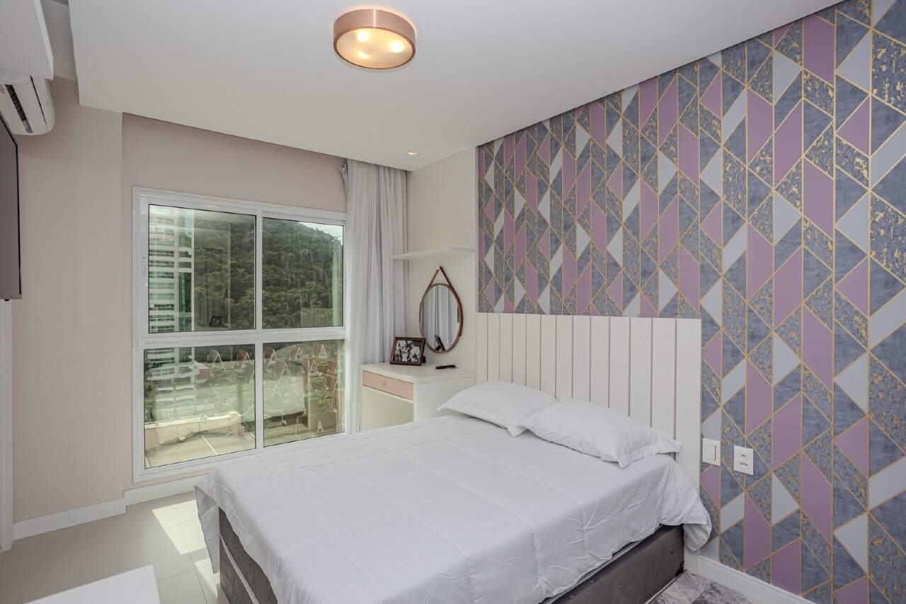 Apartamento à venda no Pioneiros: 