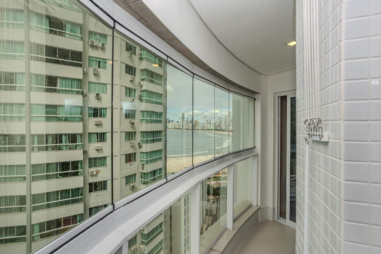 Apartamento à venda no Pioneiros: 