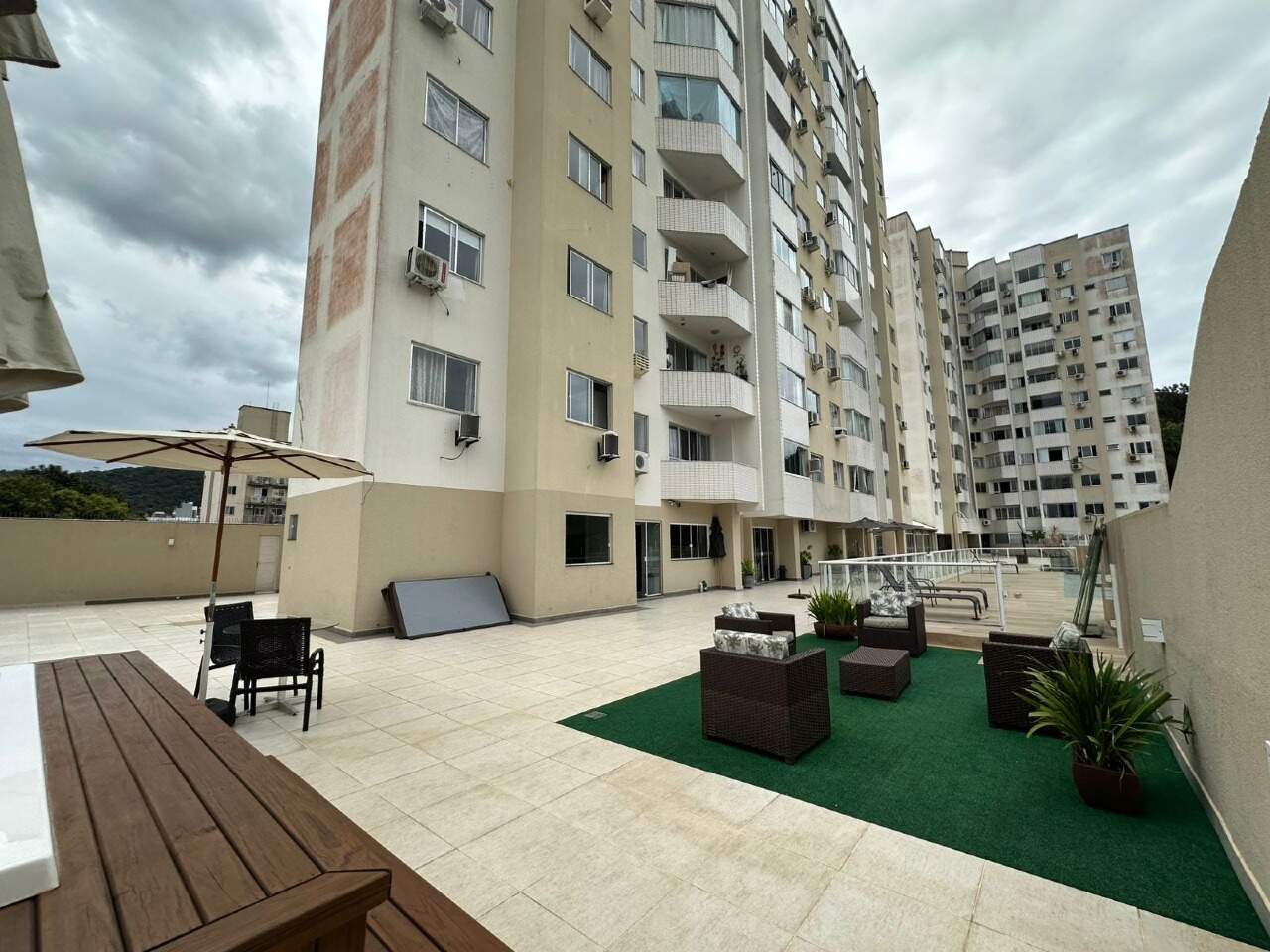 Apartamento para aluguel no Pioneiros: 