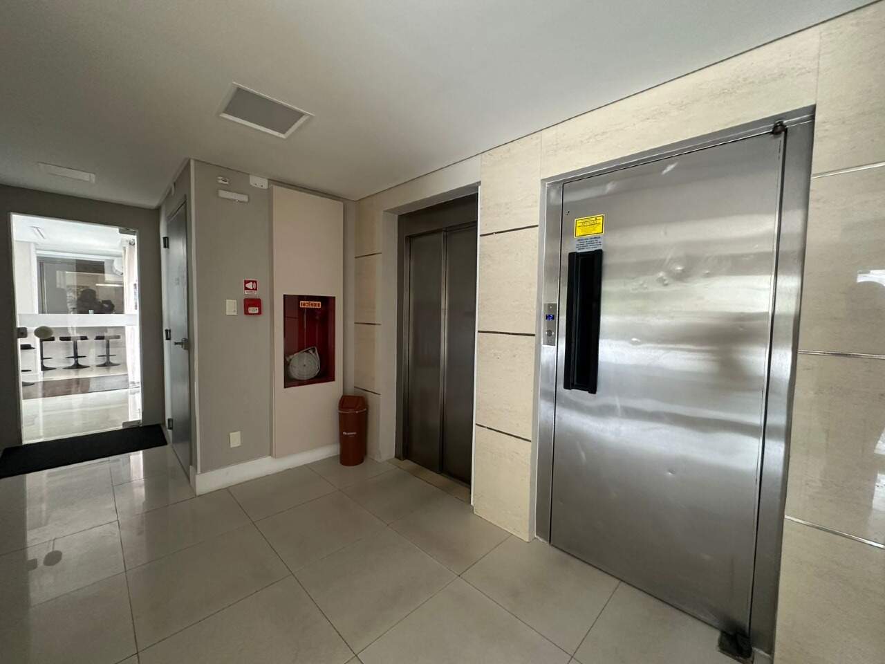 Apartamento para aluguel no Pioneiros: 