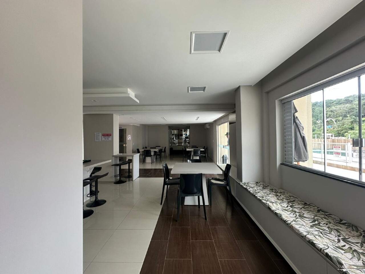 Apartamento para aluguel no Pioneiros: 