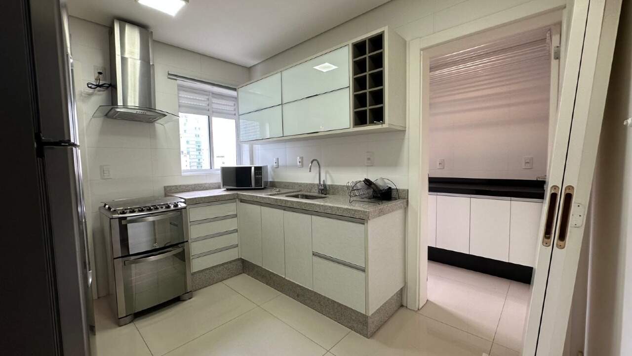 Apartamento para aluguel no Centro: 