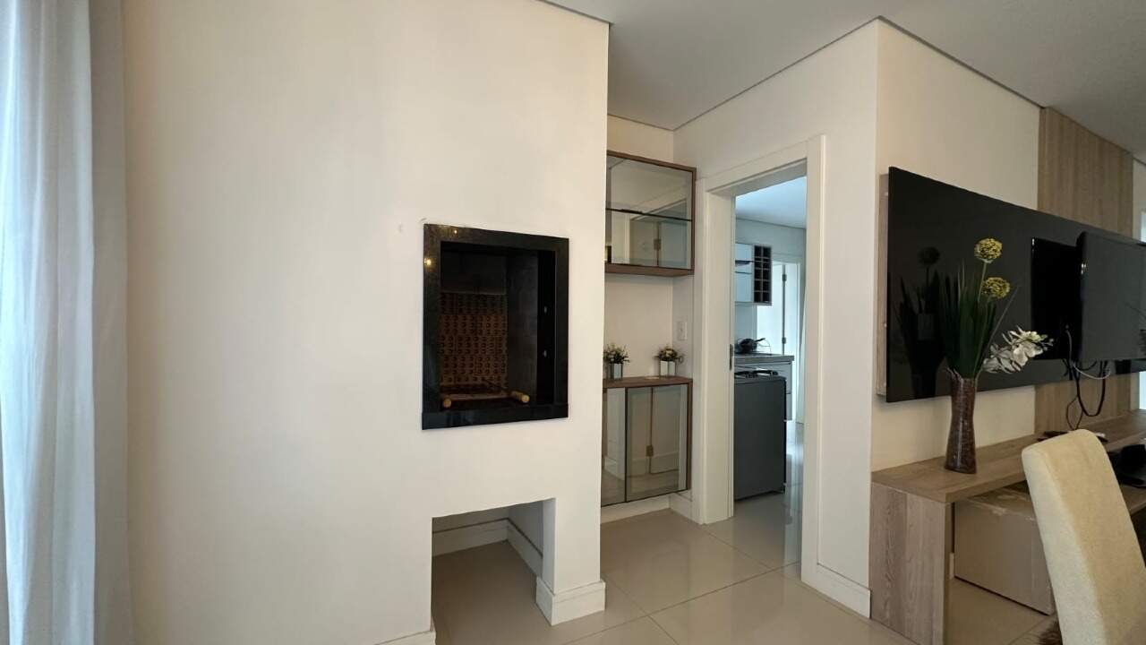 Apartamento para aluguel no Centro: 