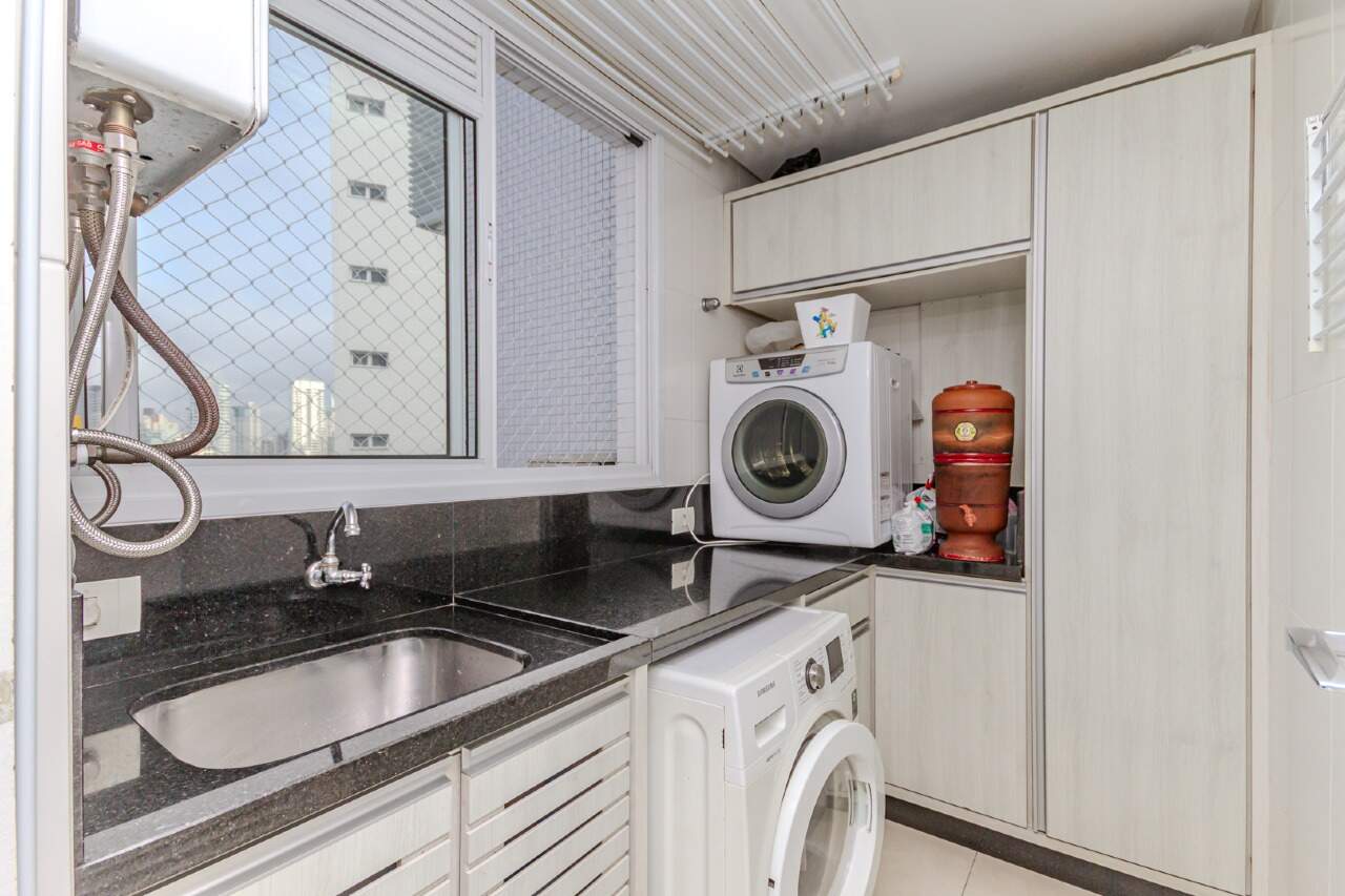 Apartamento à venda no Fazenda: 