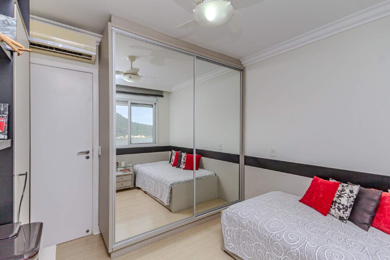 Apartamento à venda no Fazenda: 