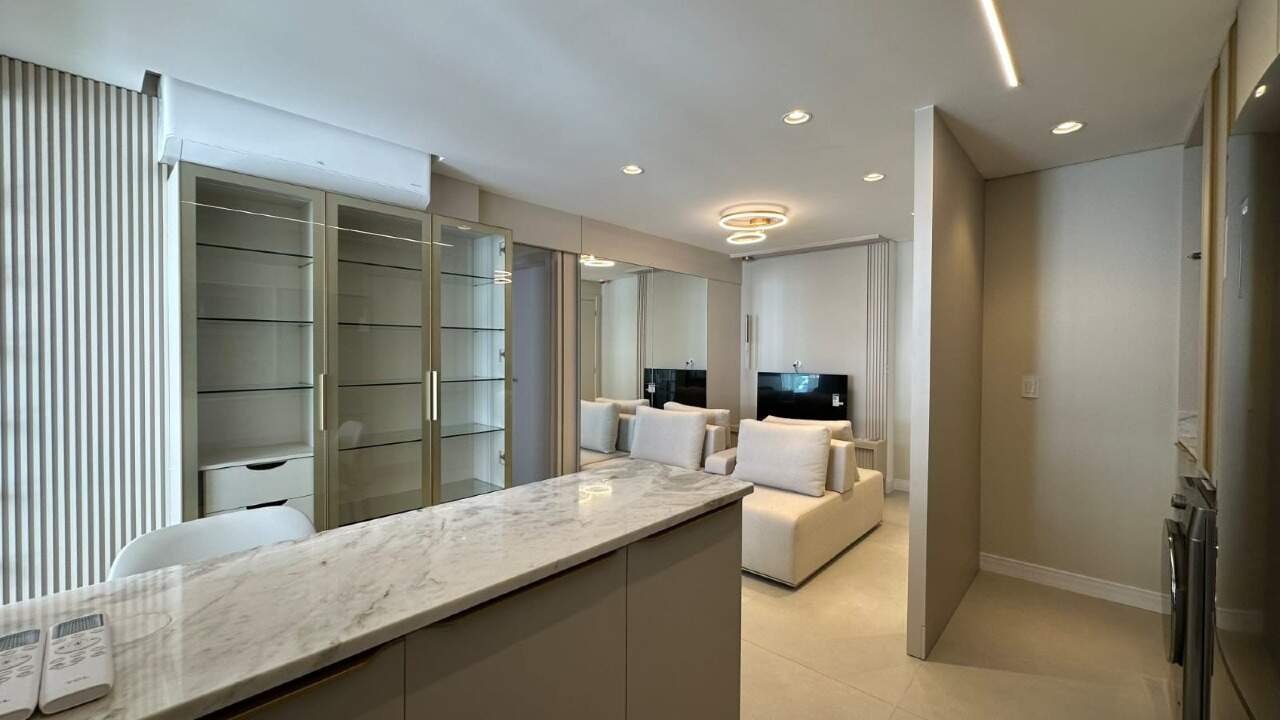 Apartamento para aluguel no Praia Brava: 
