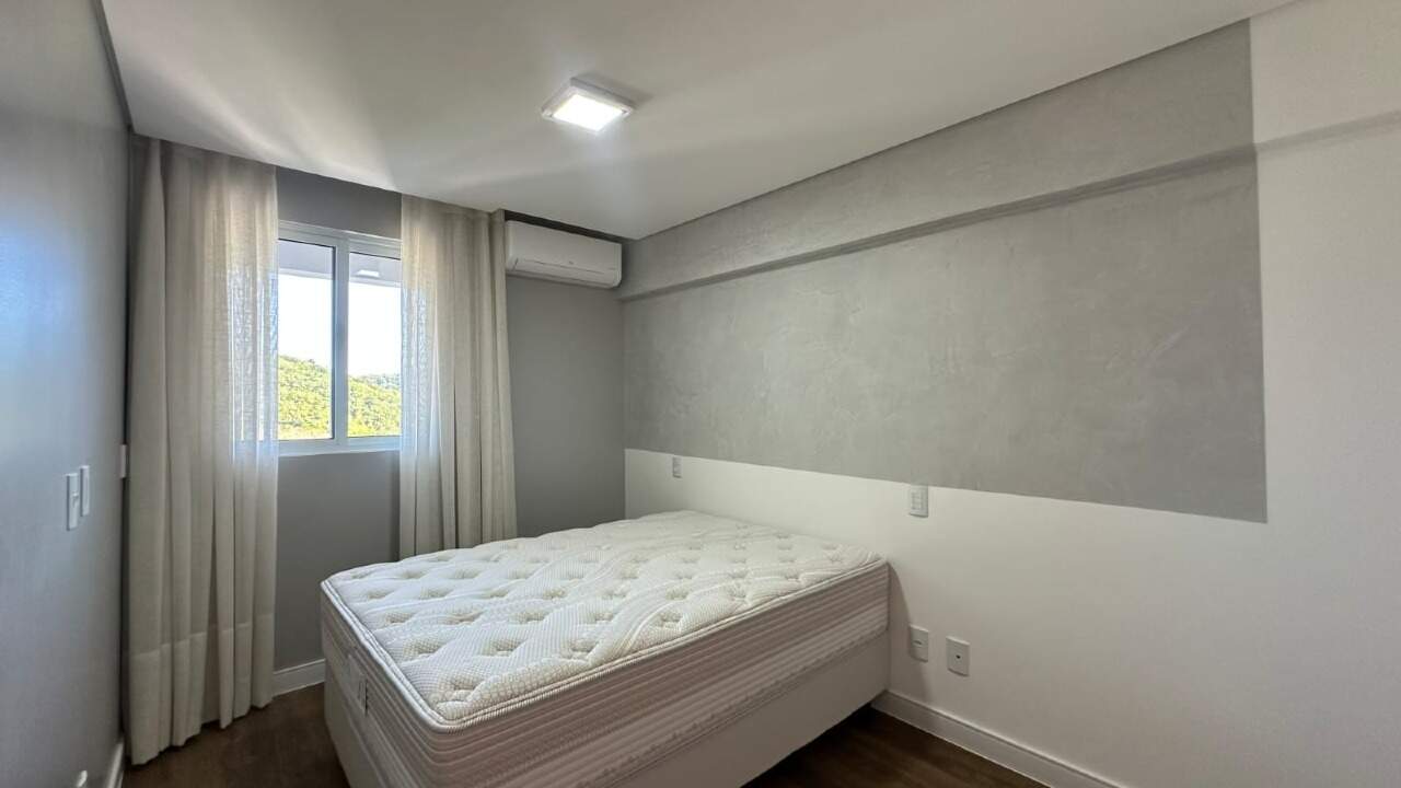 Apartamento para aluguel no Praia Brava: 