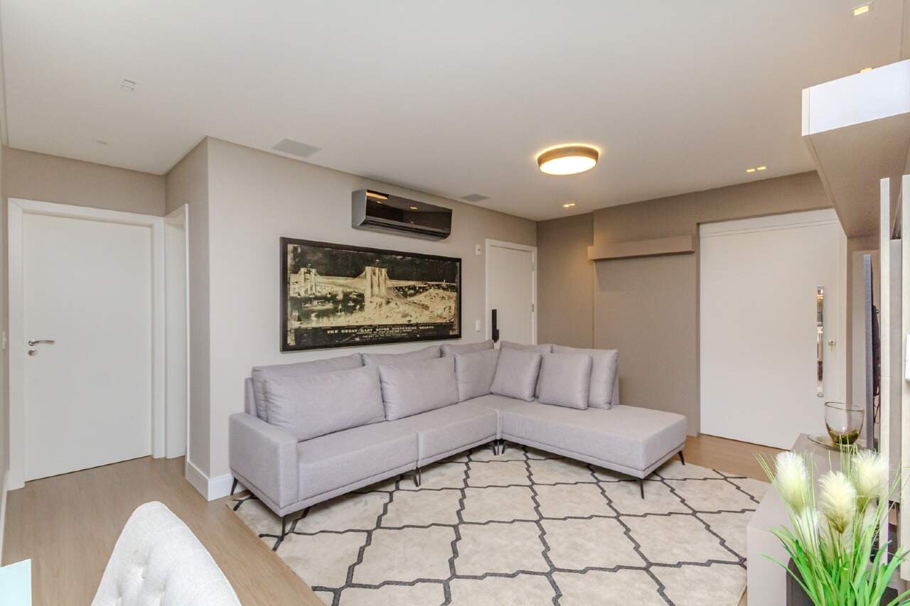 Apartamento à venda no Pioneiros: 