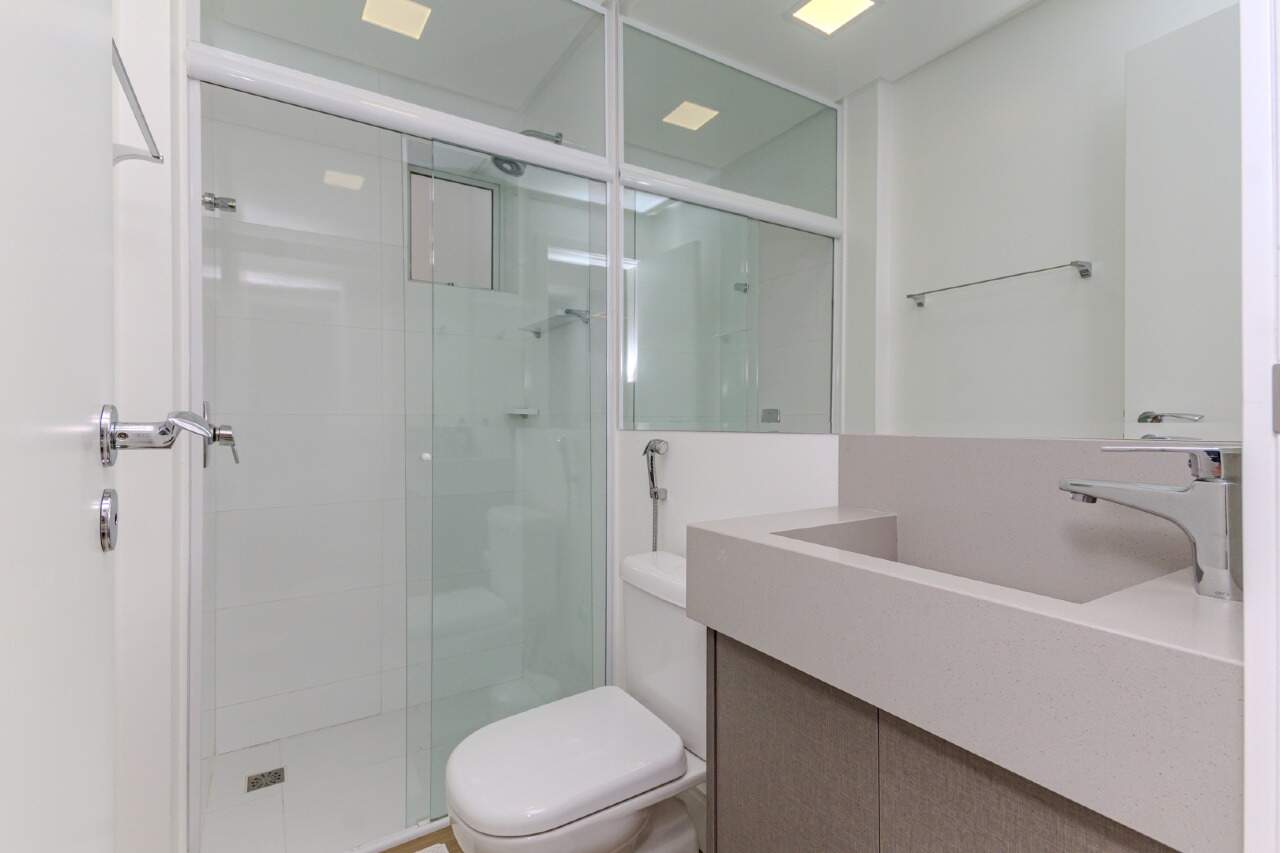 Apartamento à venda no Pioneiros: 