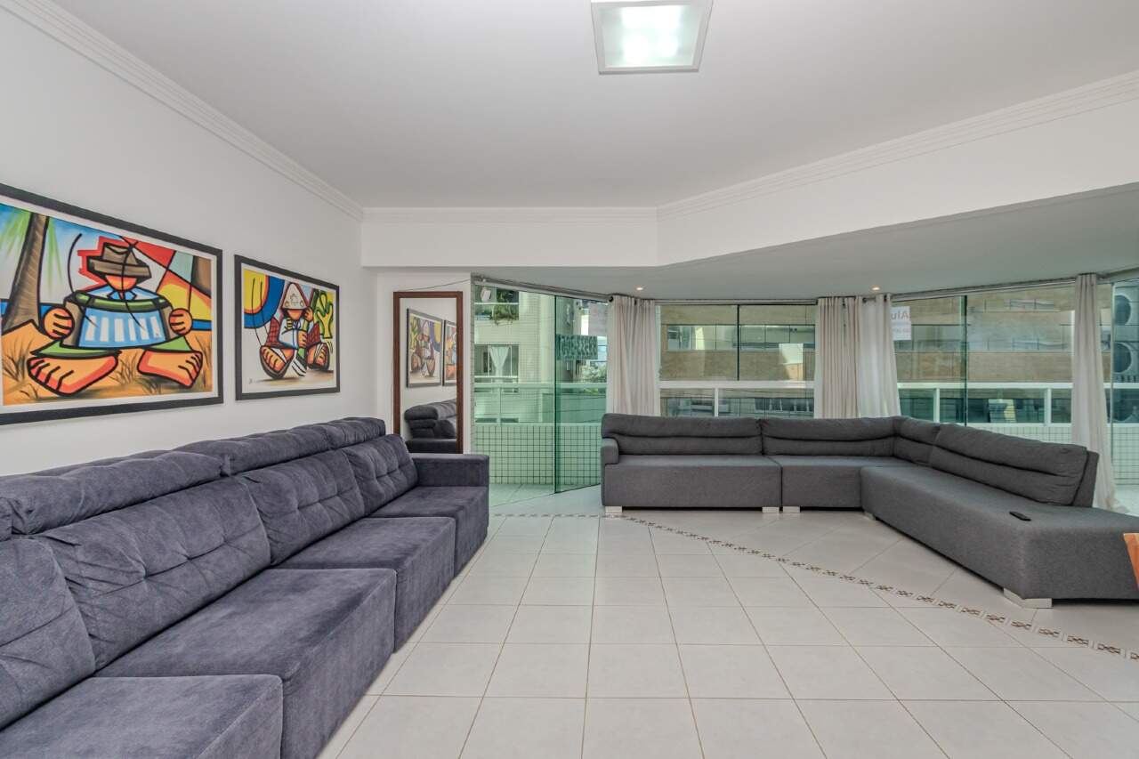 Apartamento diferenciado à venda no Centro: 