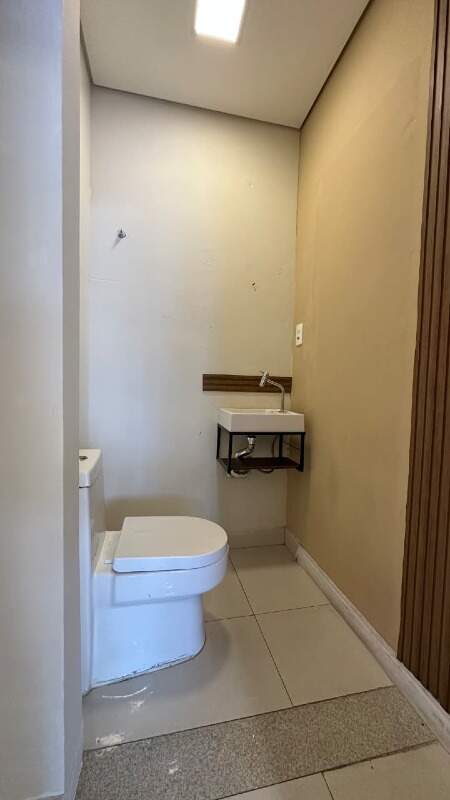 Sala Comercial para aluguel no Praia Brava de Itajaí: 