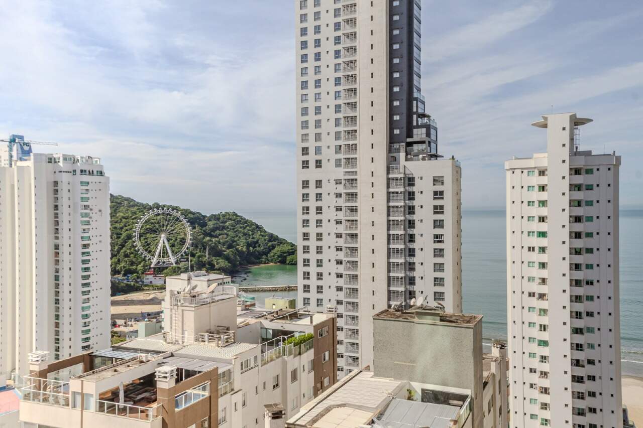 Apartamento à venda no Pioneiros: 