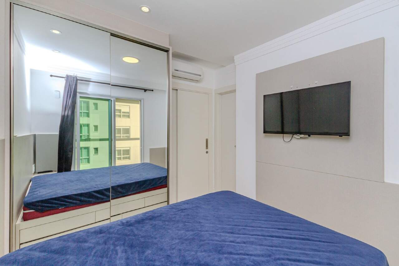 Apartamento à venda no Pioneiros: 