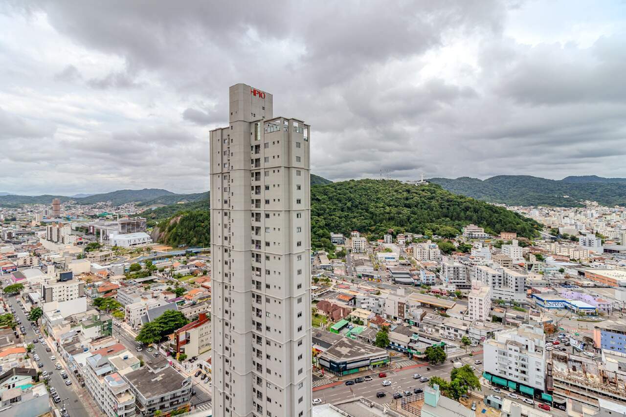 Apartamento para aluguel no Centro: 