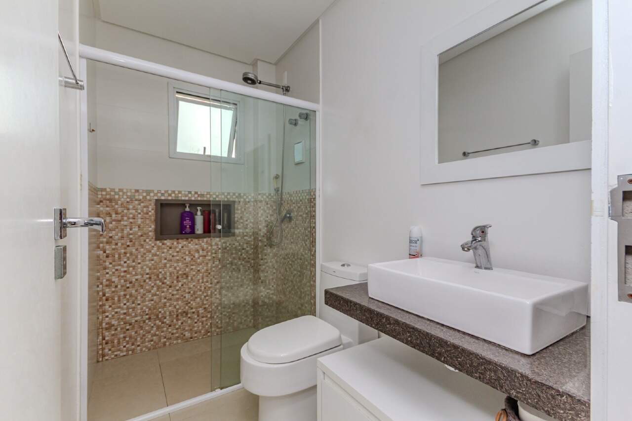 Apartamento à venda no Pioneiros: 