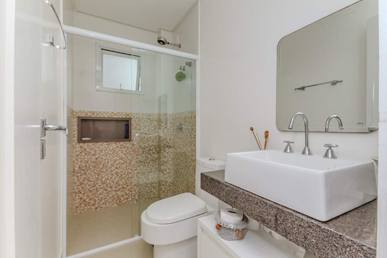 Apartamento à venda no Pioneiros: 