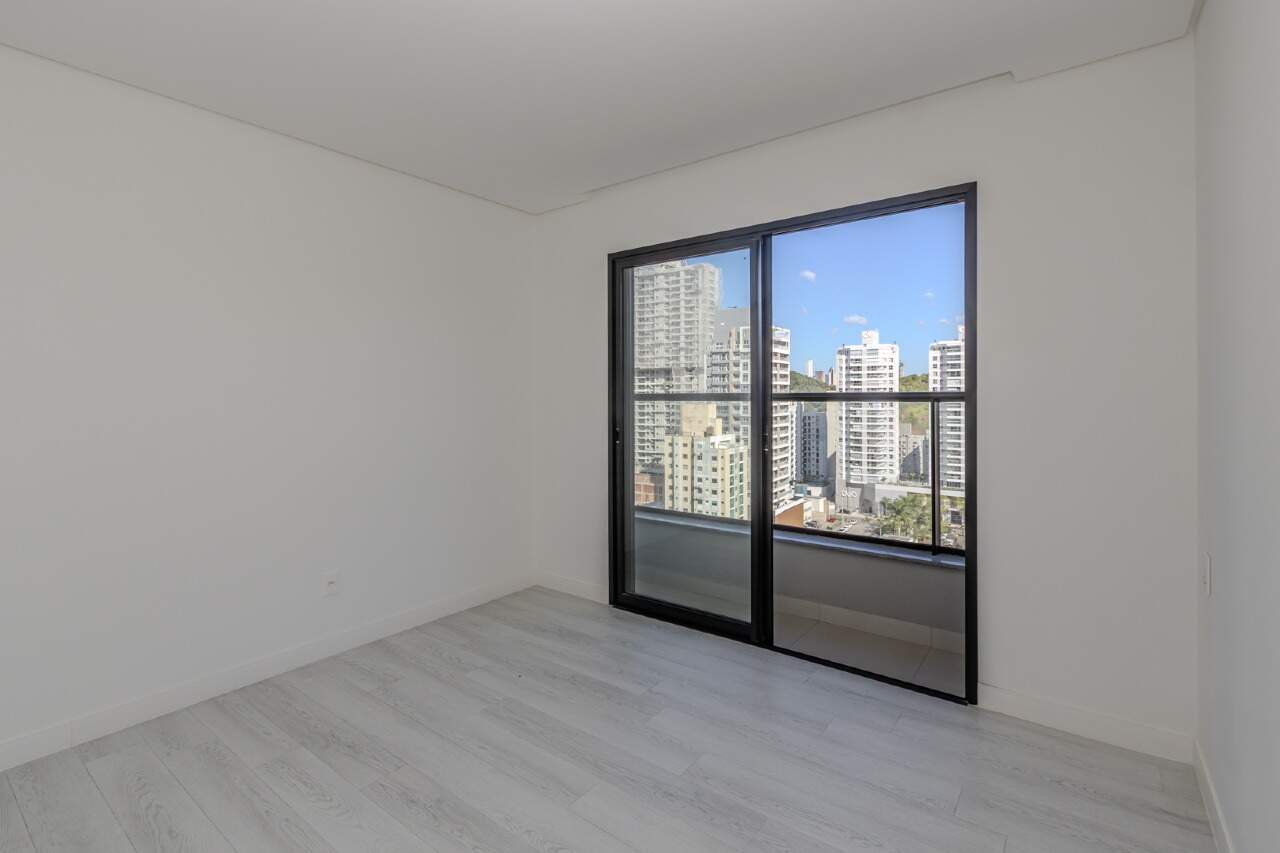 Apartamento à venda no Praia Brava: 