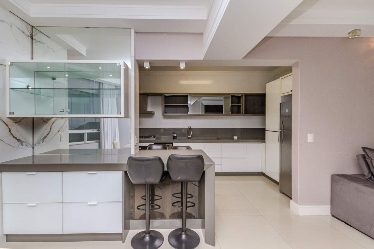 Apartamento para aluguel no Centro: 