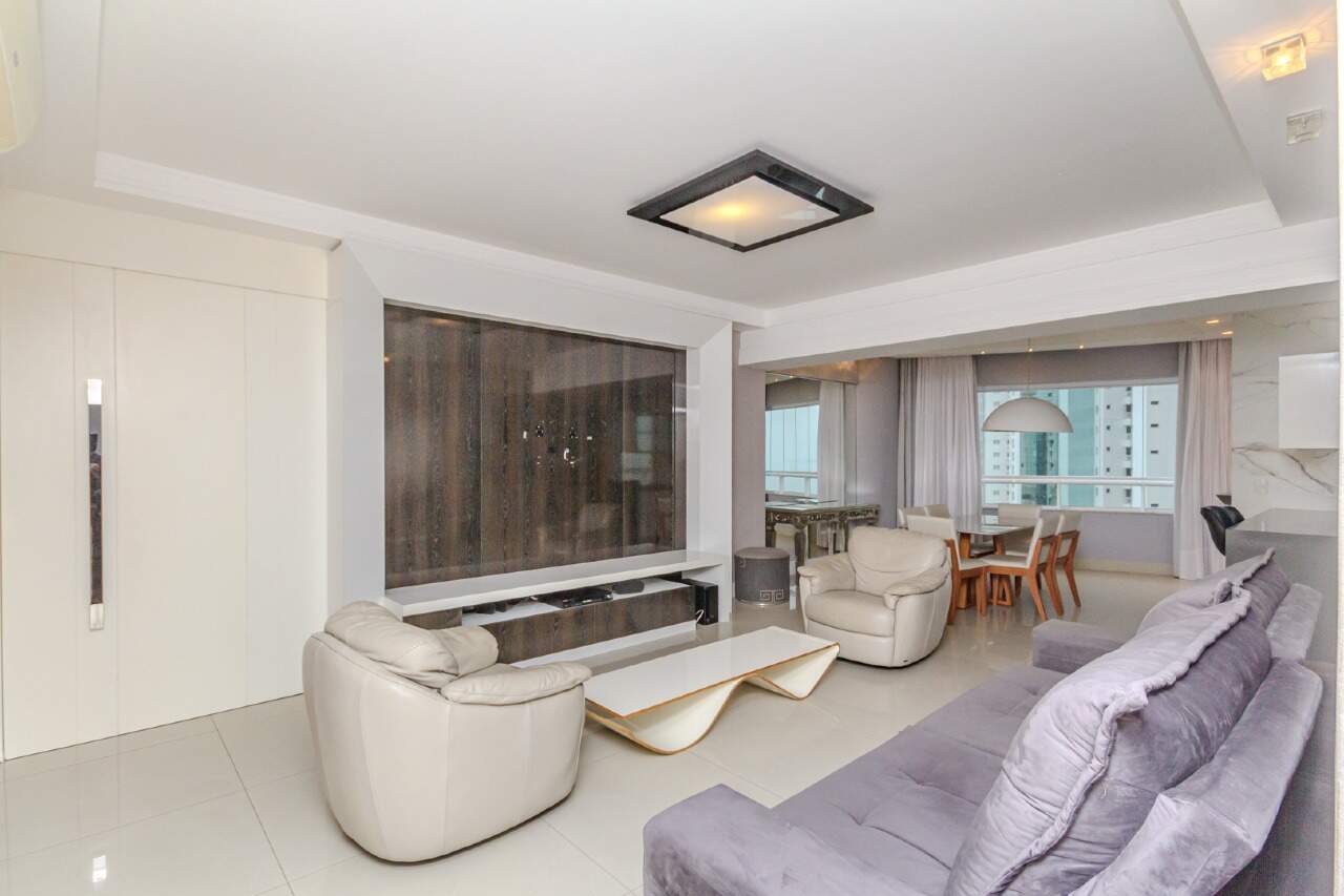 Apartamento para aluguel no Centro: 