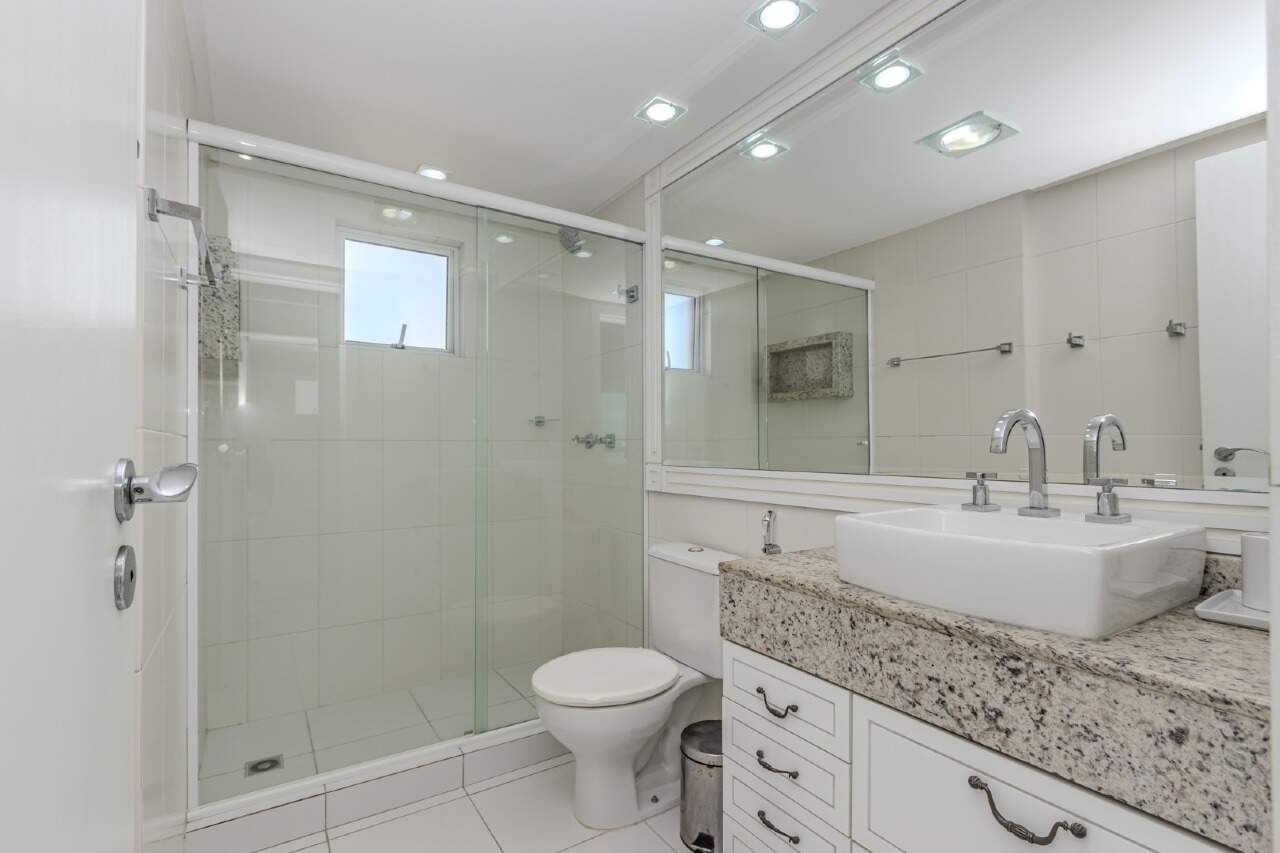 Apartamento à venda no Pioneiros: