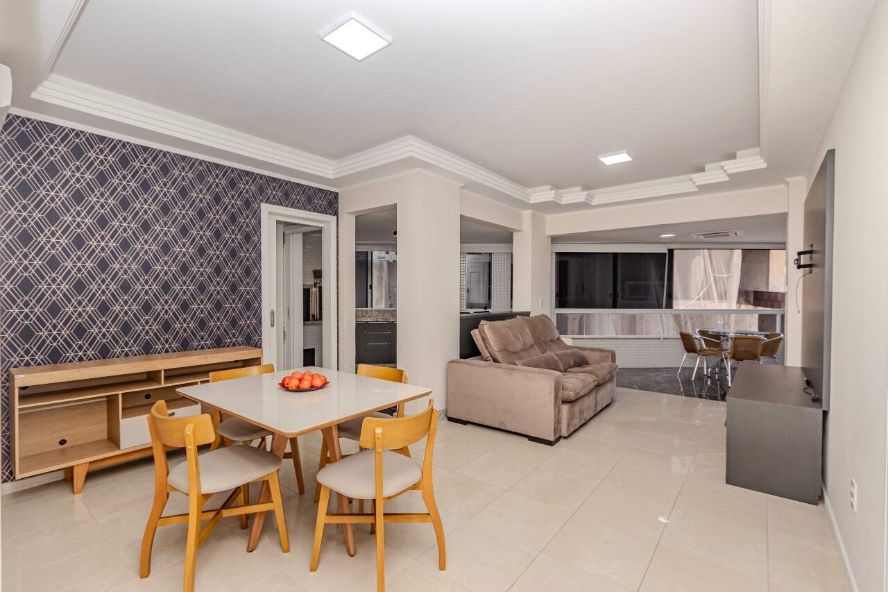 Apartamento para aluguel no Centro: 