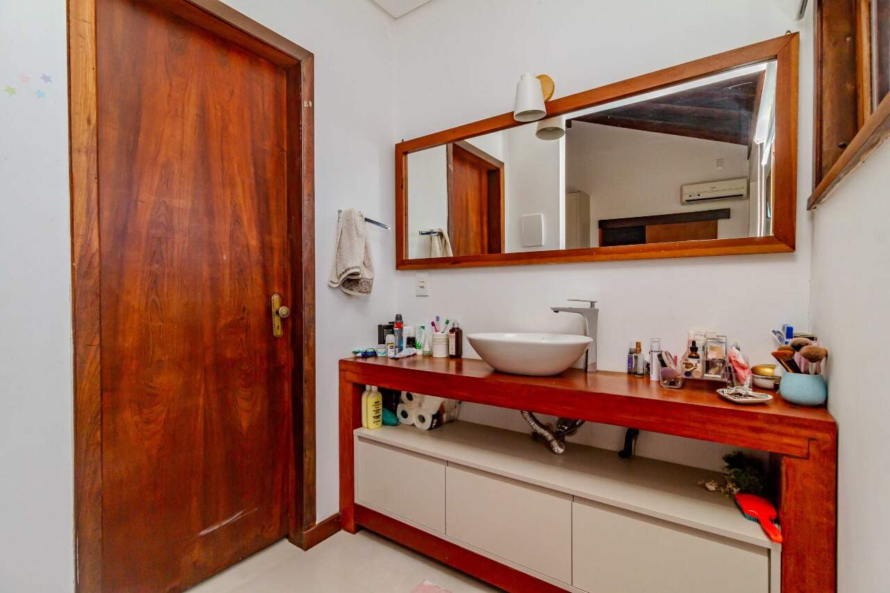Casas à venda no Praia Brava: 
