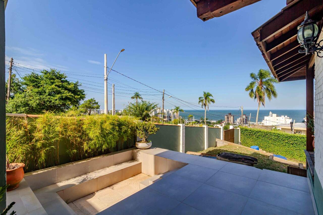 Casas à venda no Praia Brava: 