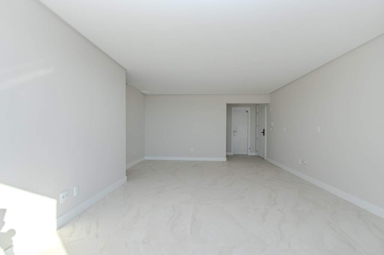 Apartamento à venda no Praia Brava: 