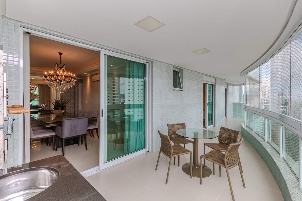 Apartamento à venda no Centro: