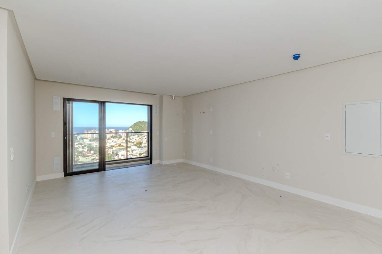 Apartamento à venda no Praia Brava: 