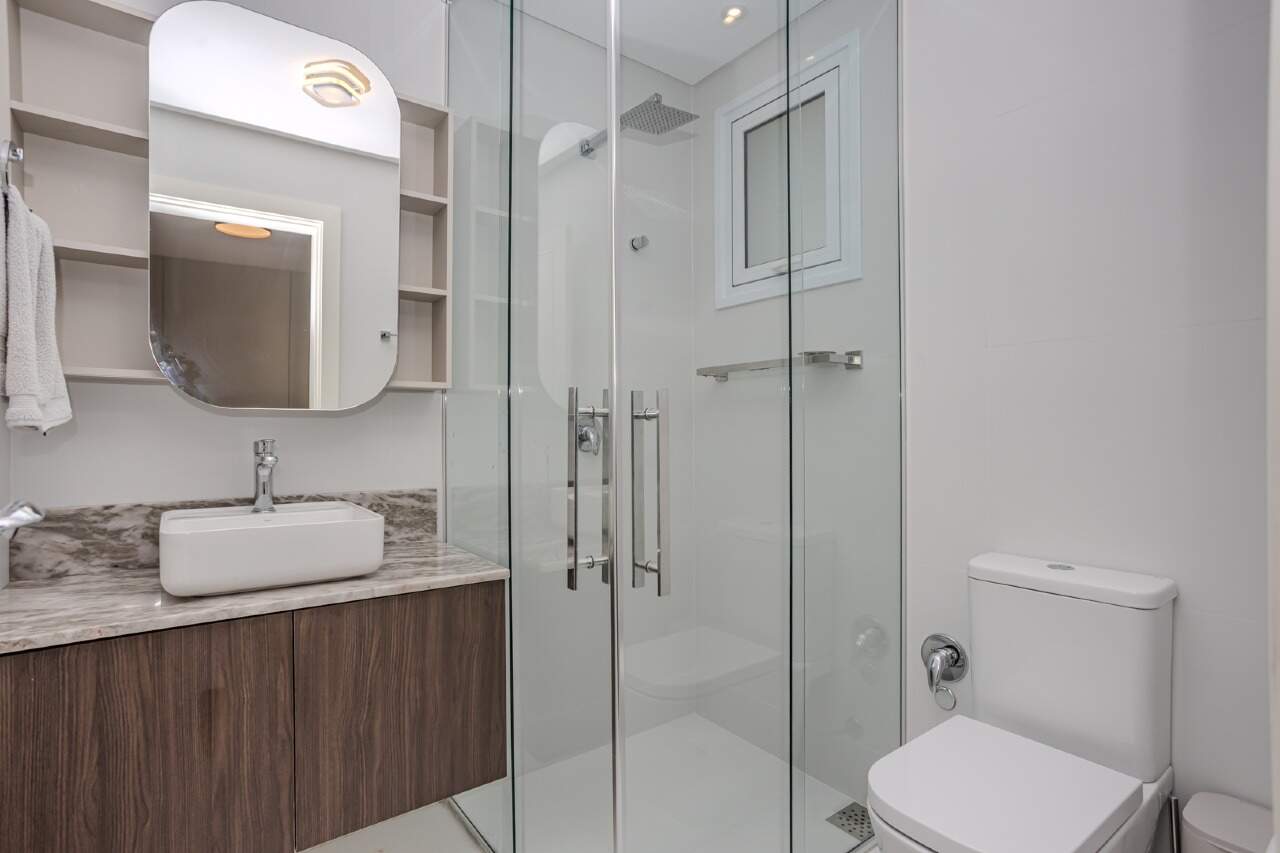 Apartamento à venda no Pioneiros: 