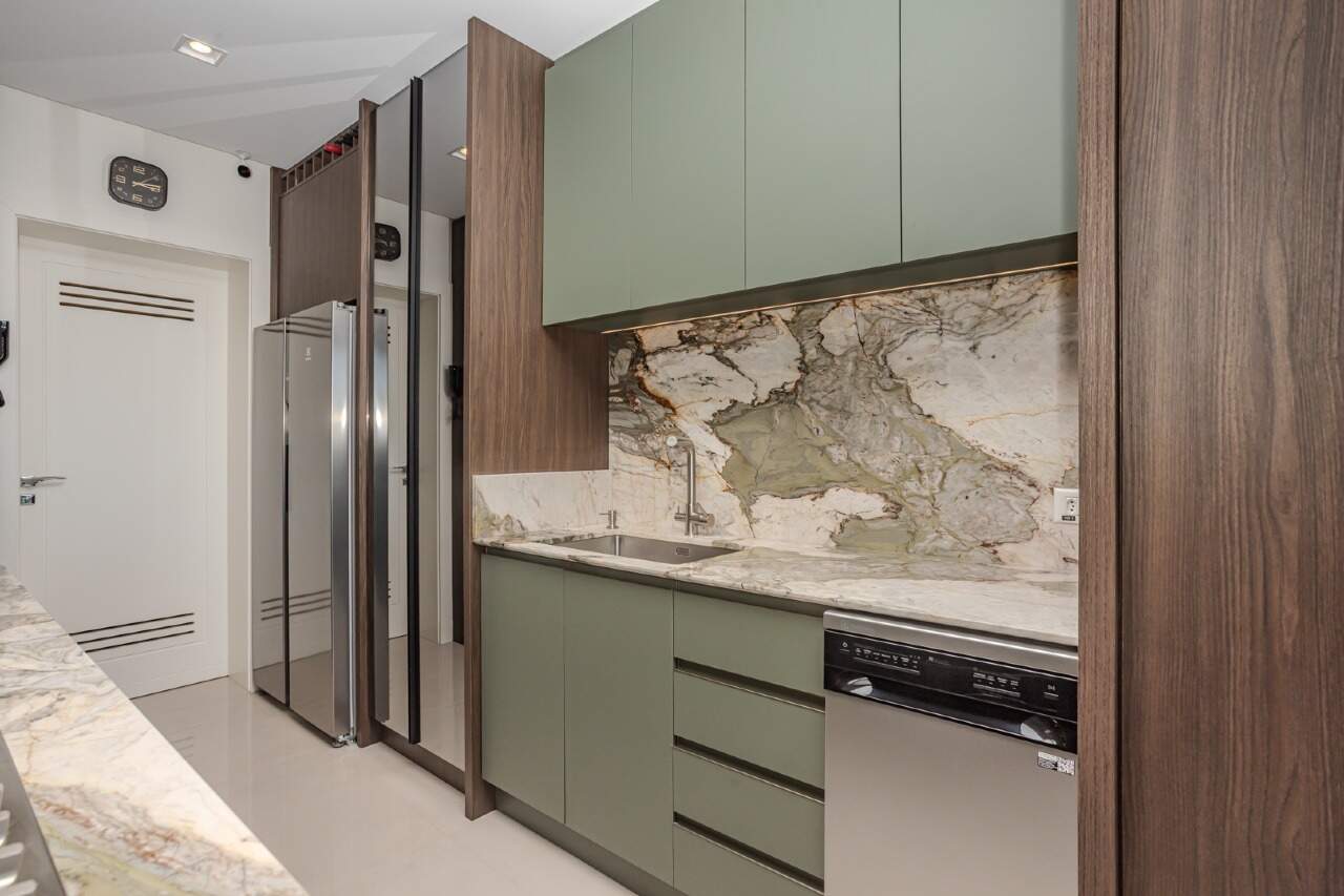 Apartamento à venda no Pioneiros: 
