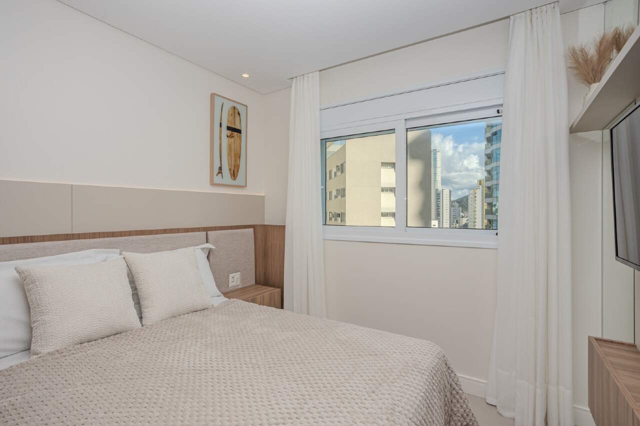 Apartamento à venda no Pioneiros: 