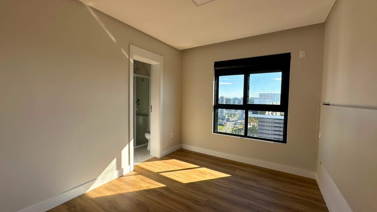 Apartamento para aluguel no Praia Brava: 